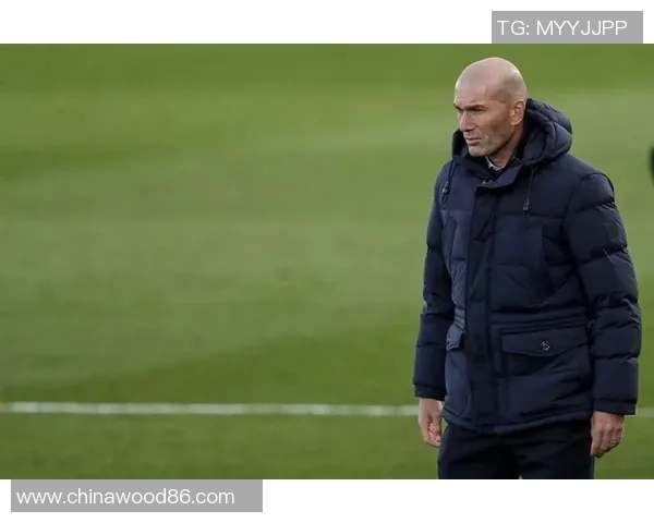 皇马拒绝上任助教要求，齐达内团队遭遇重大变故，脱欧学姐抛出礼物